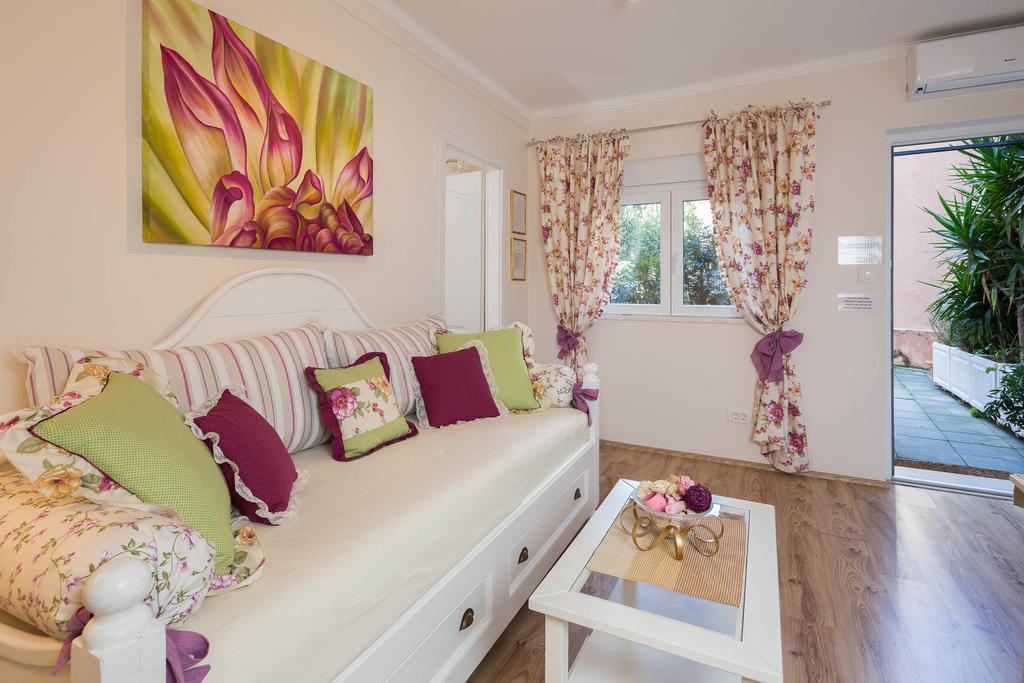 Apartments Suzy Сплит Екстериор снимка