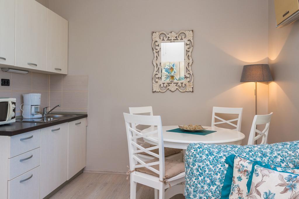 Apartments Suzy Сплит Екстериор снимка